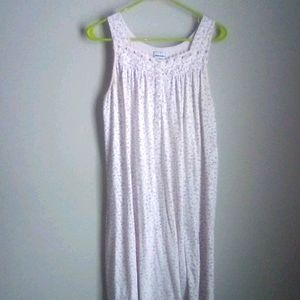 Nightgown